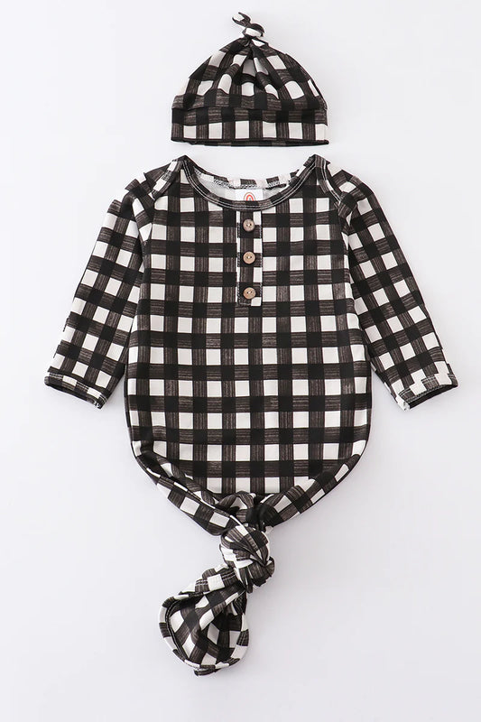 Baby checkered gown set